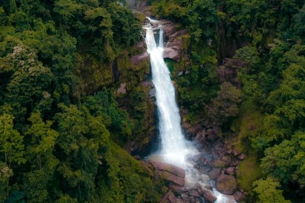 Cunca Lega Waterfall